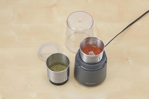 ビタントニオ、ふりかけやだしの素が作れる乾燥食材ミル - 家電 Watch