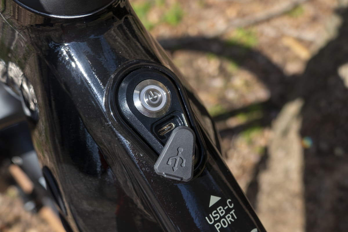 独立したUSB-Cポートを用意