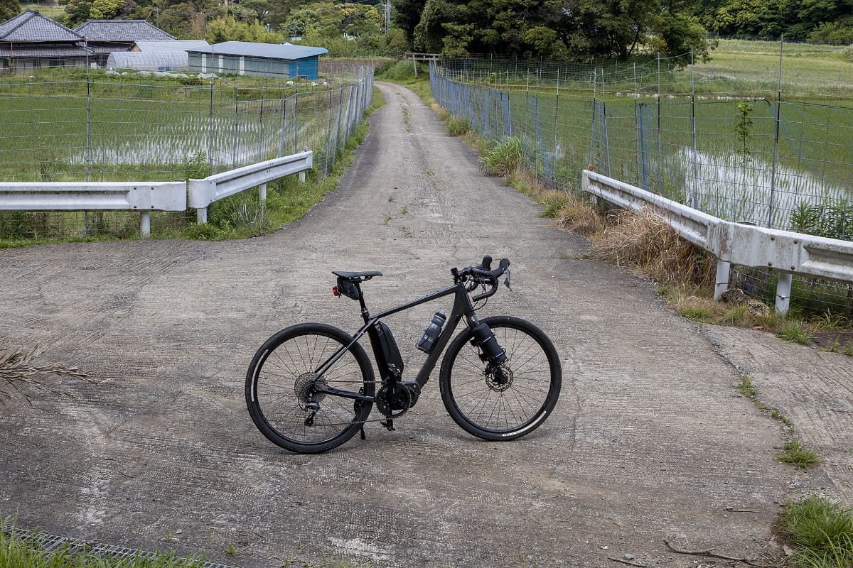 実際、舗装だけでなく林道のポタリングにも行ったが楽しく走れた。ROADREX 6180は使い勝手も良く本当にいいバイクだった