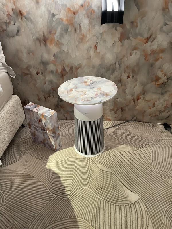 壁紙や床のデザインと一体化した空気清浄機