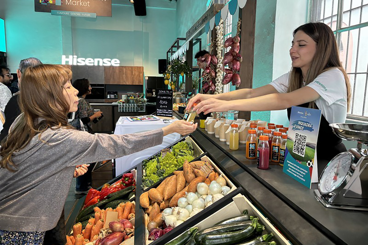 筆者も好みのフルーツや野菜の入ったスムージーを選んで飲んでみました。美味でした!