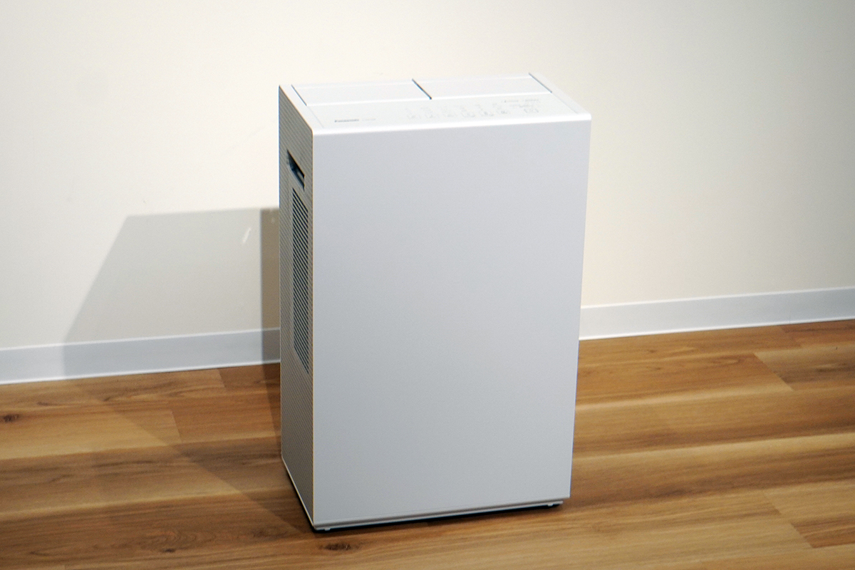 今のところエコ・ハイブリッド方式を採用した唯一の衣類乾燥除湿機「F-YEX120B」