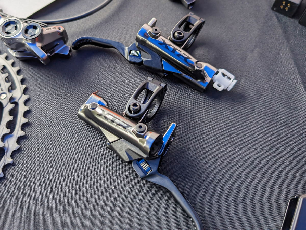 ブレーキレバー「BL-M9220」