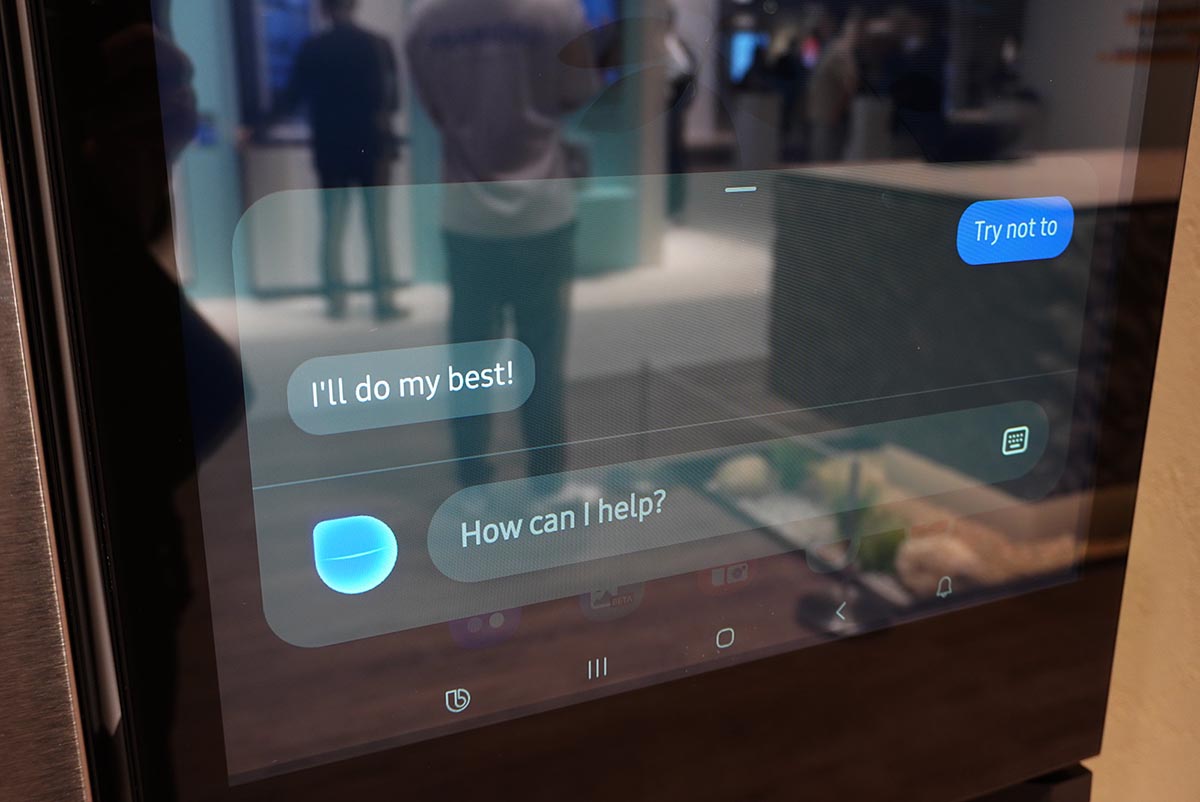 Galaxyシリーズのスマホのように、AI Family Hubシリーズは音声アシスタント「Bixby」による操作に対応しています