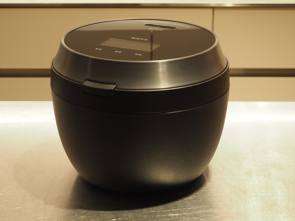 パナソニック「可変圧力IHジャー炊飯器 ビストロ SR-V10BB」