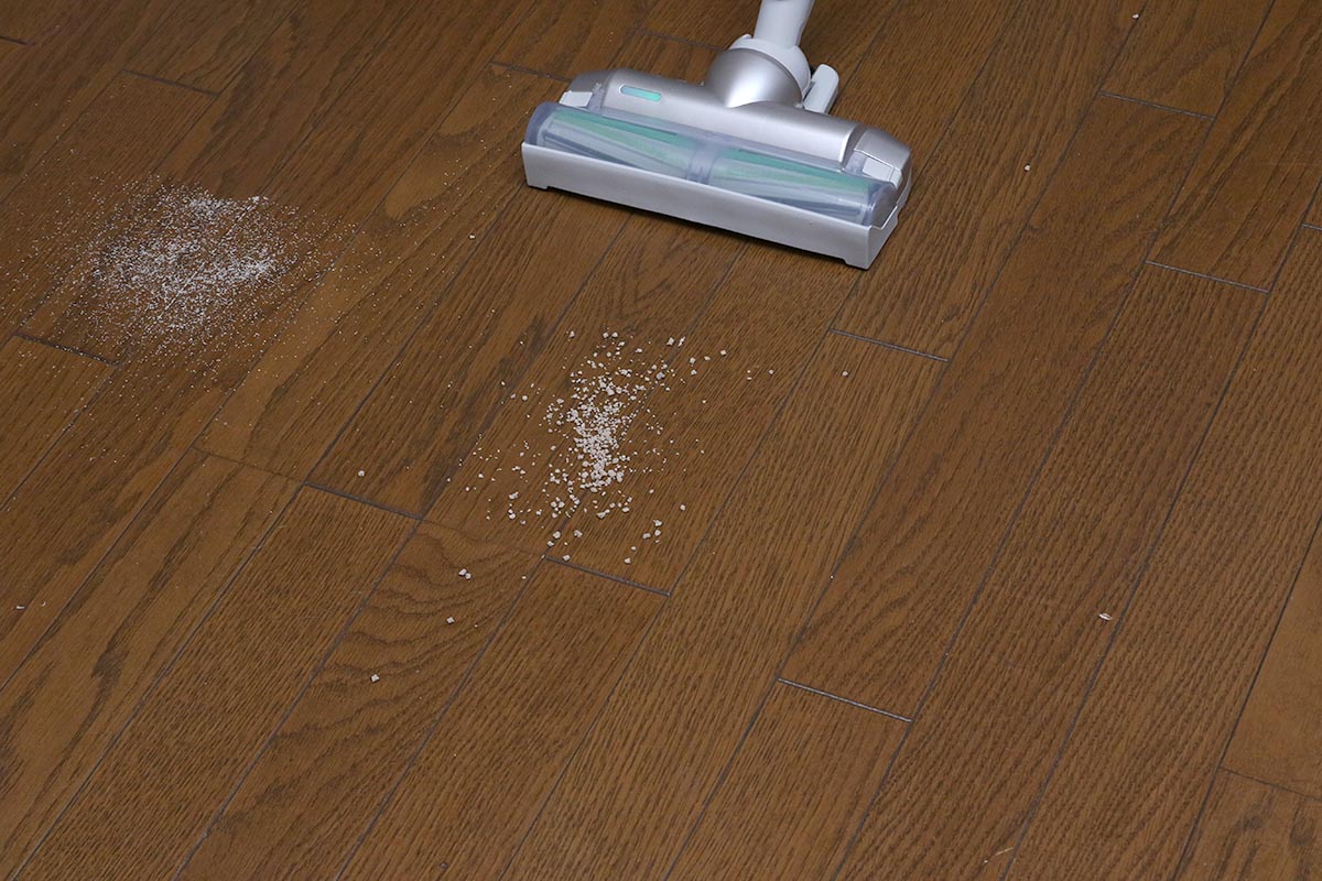 微粒子ゴミも巻き散らかさずしっかりお掃除