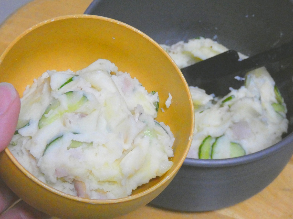 お好みでキュウリやハムなどの具材を加えるのも◎