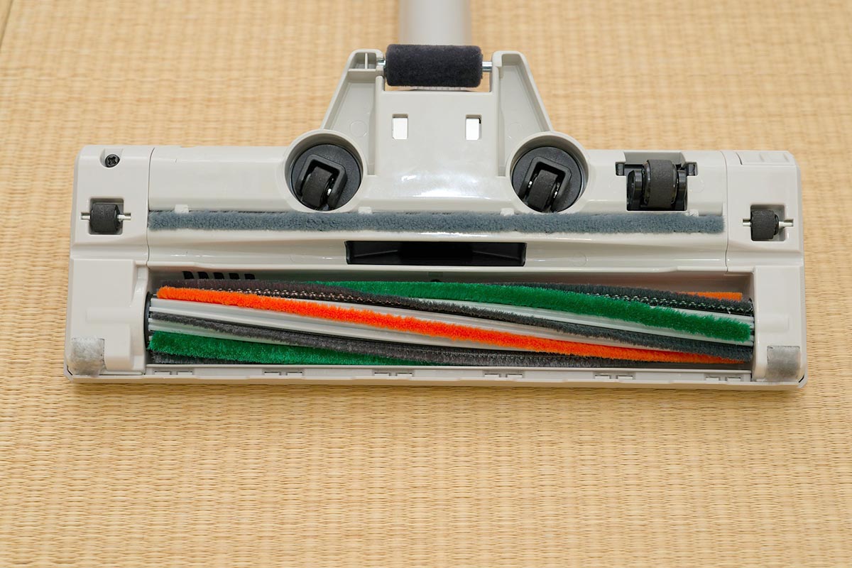 回転ブラシを備えたヘッド