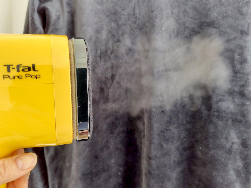 トリガーをひくとスチームが噴射される