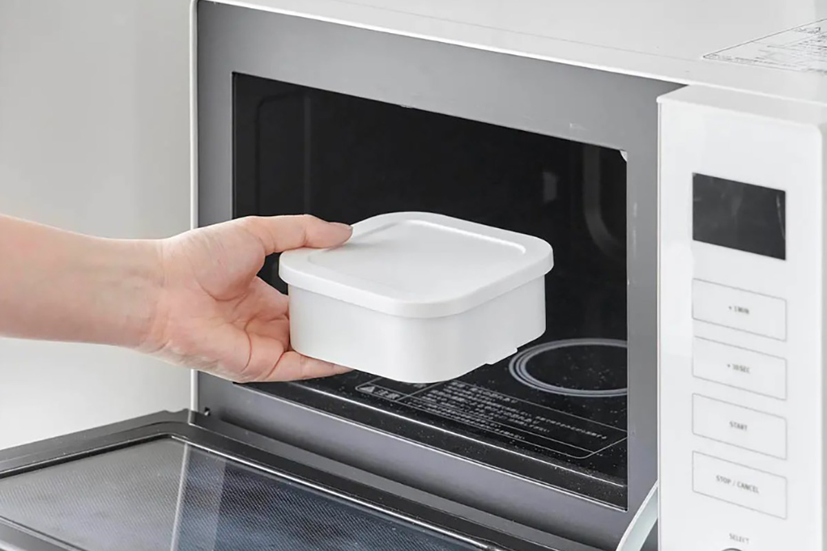 蓋をしたまま電子レンジで加熱できる