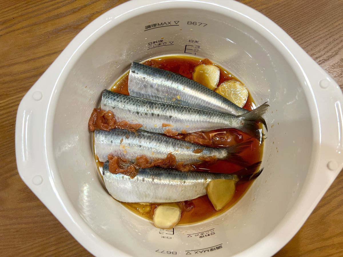 魚と調味料を入れるだけなので煮魚が簡単
