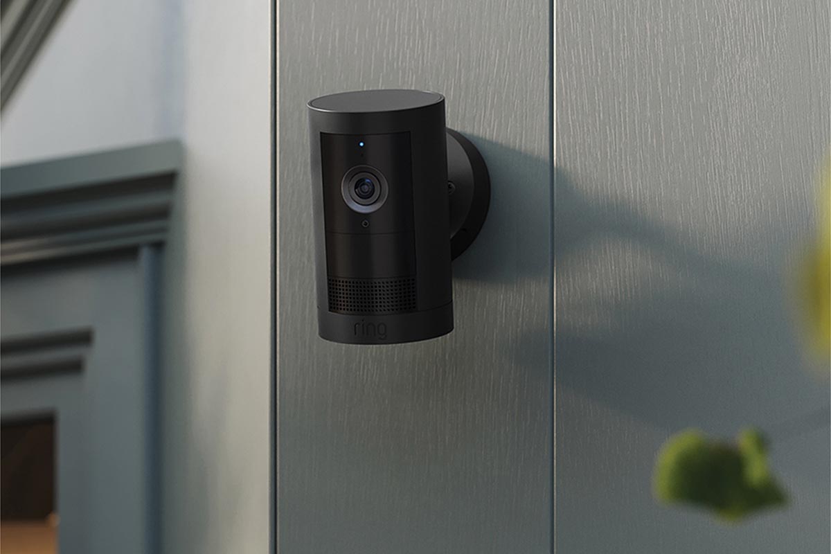 「Ring Outdoor Cam Plus」の設置例