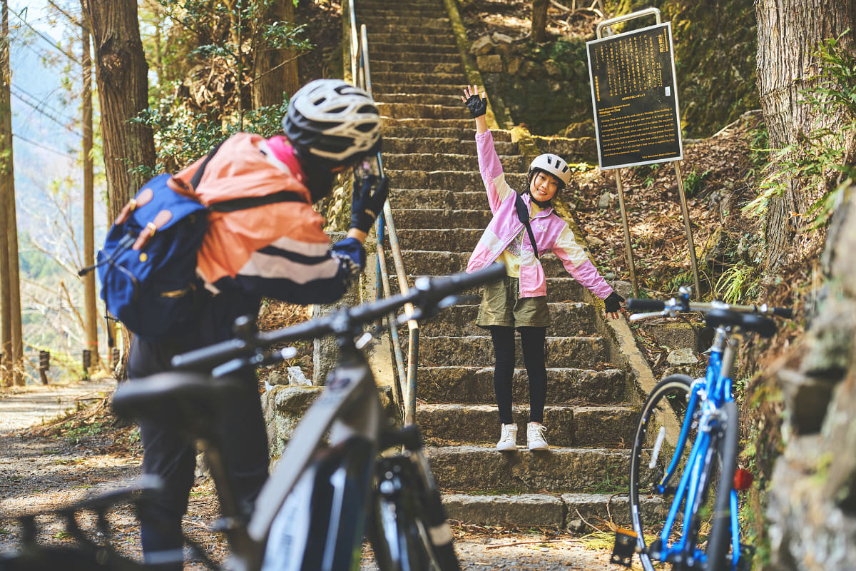 途中立ち寄った「白髭神社」