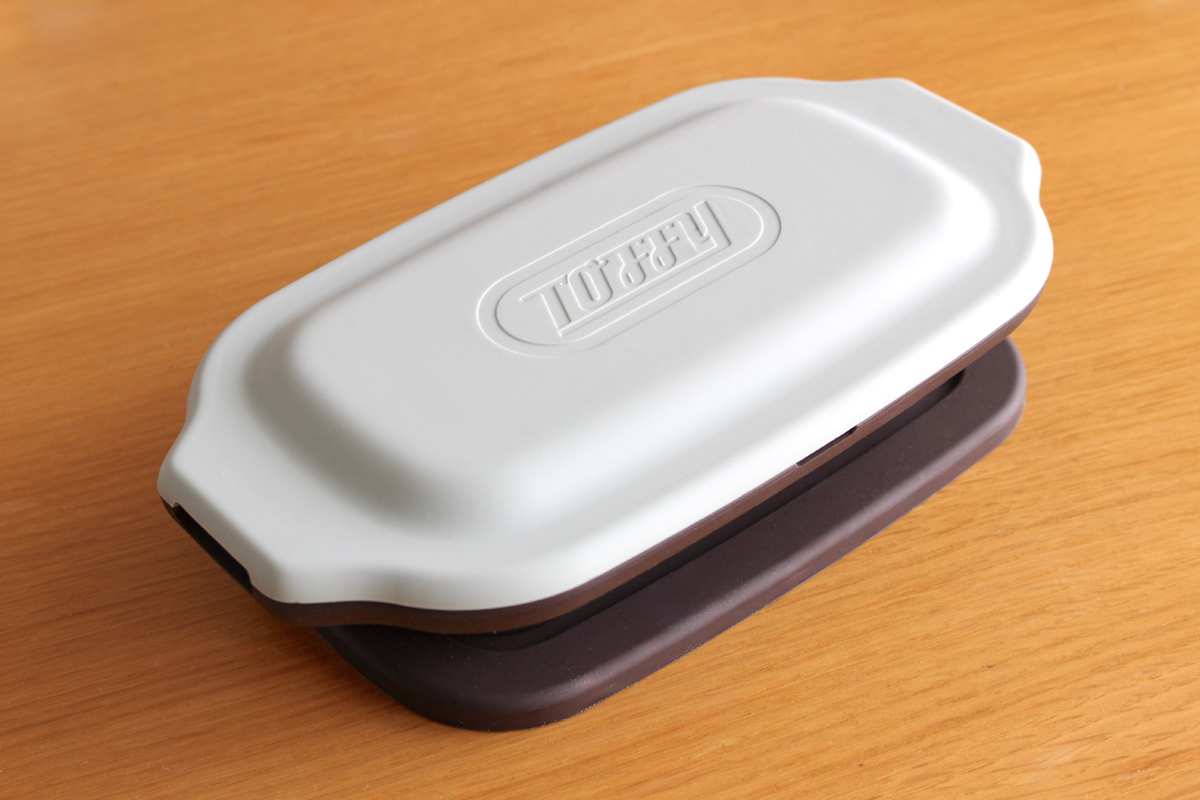 Toffy「電子レンジ用 グリルディッシュ K-MW6」。価格は3,520円