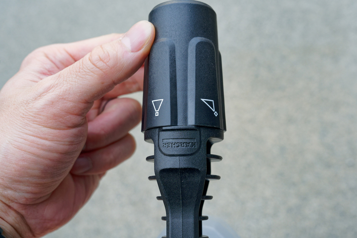 ノズル先端を回転させてモードを切り替える