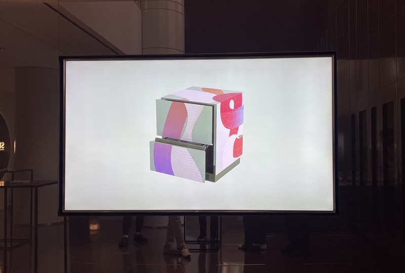 デュアルコードのバリエーションの数々を映像で伝えていた