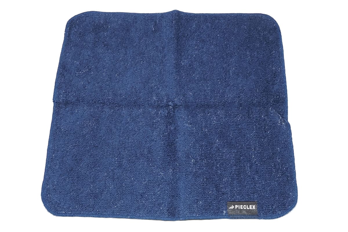 こちらはハンドタオル