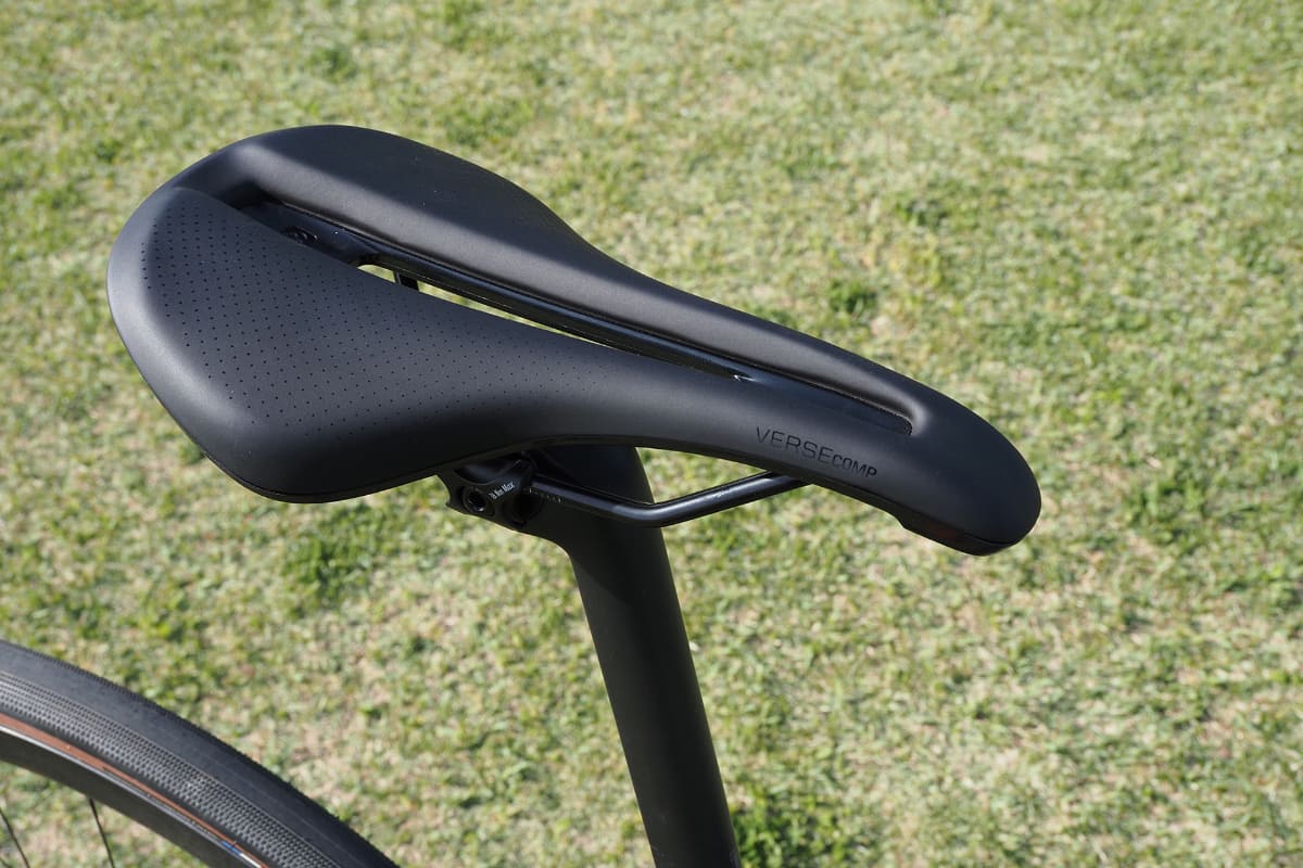 サドルはボントレガーVerse Short Elite/中空ステンレススチールレール