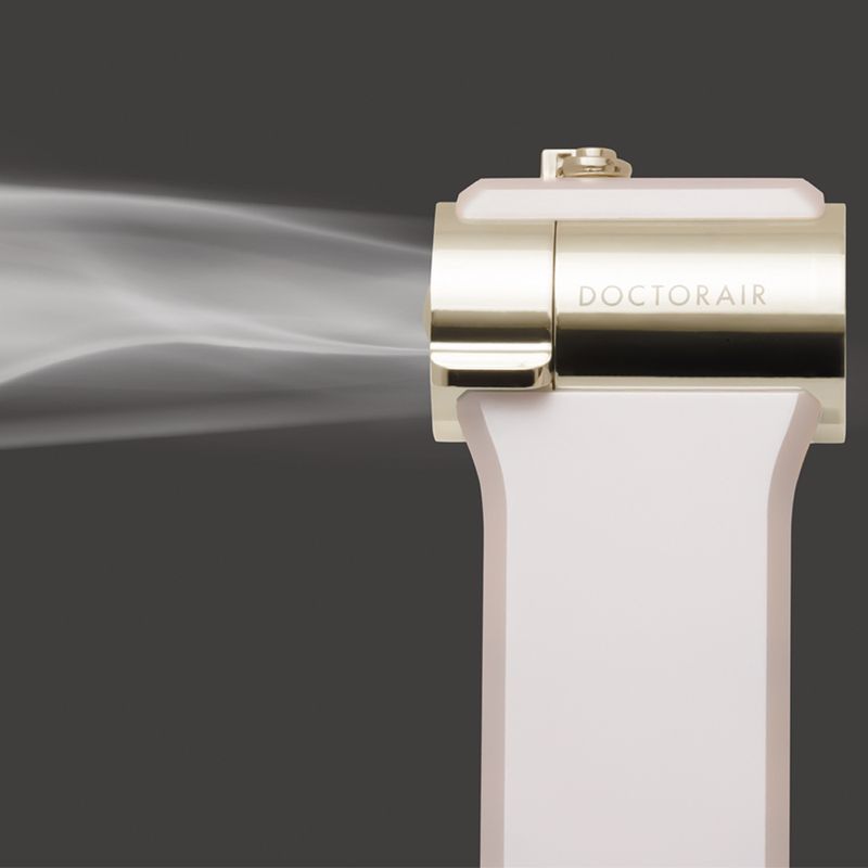 直進性のある風を送る