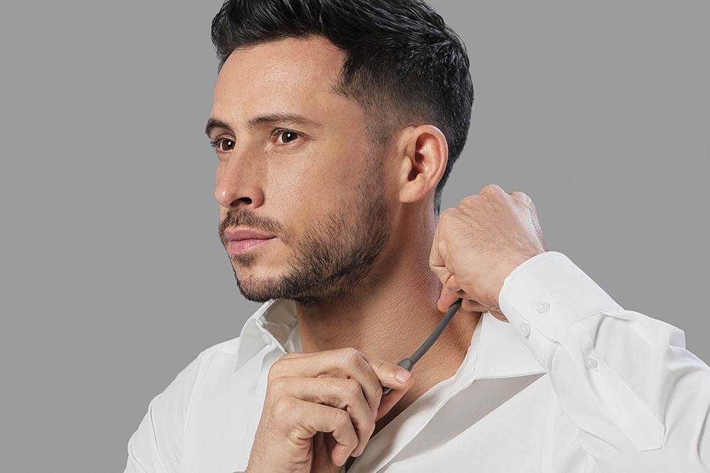 柔軟なネックバンドで装着性も向上