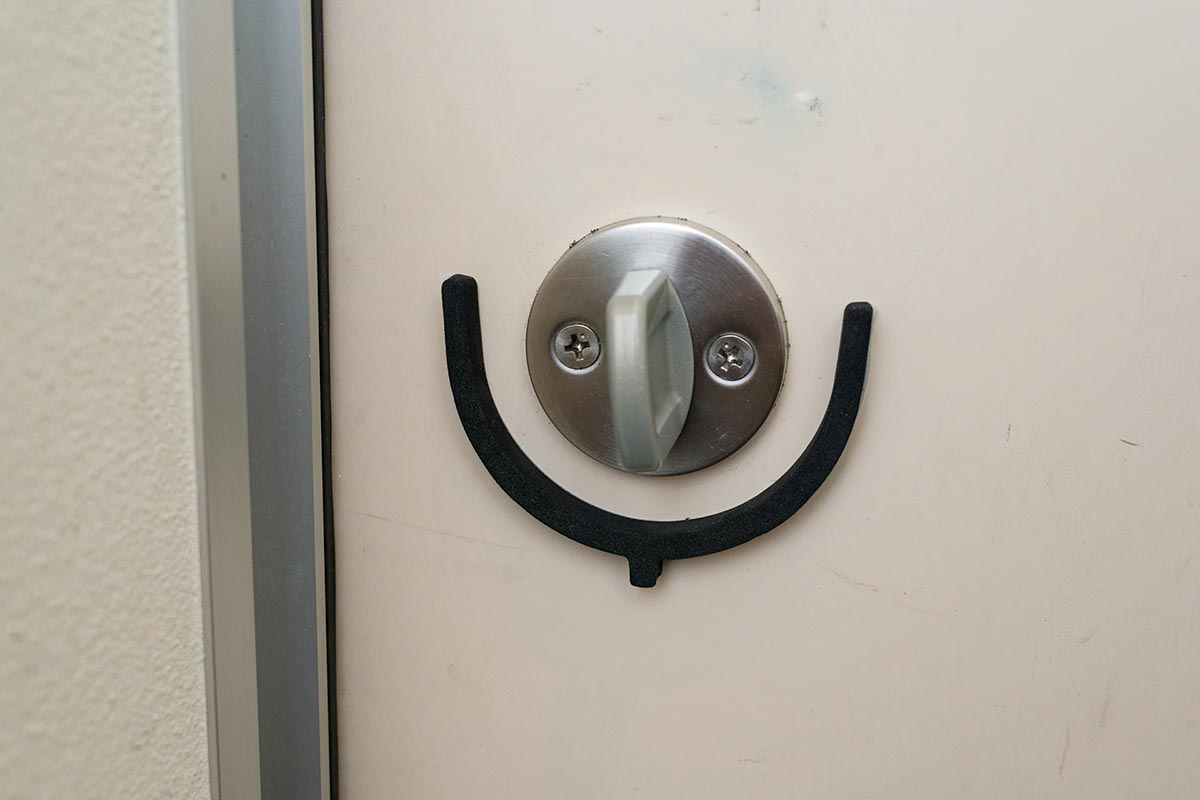 いったん本体を外しても、適切な位置がマークされたままに