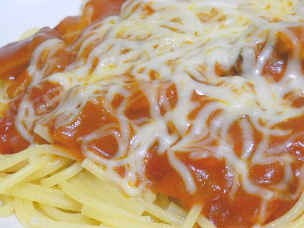 細切りモッツァレラチーズを合わせるのもおすすめ