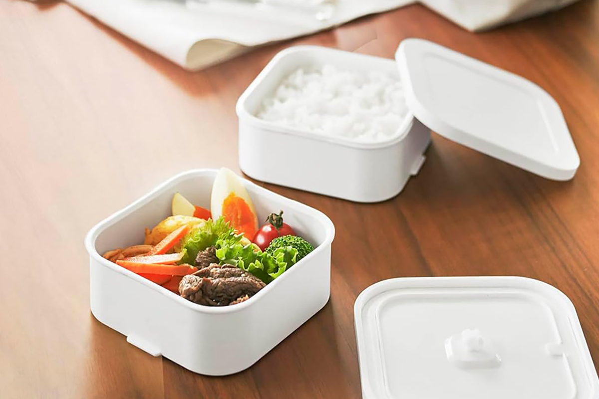 密閉して汁漏れを防ぐおかず容器