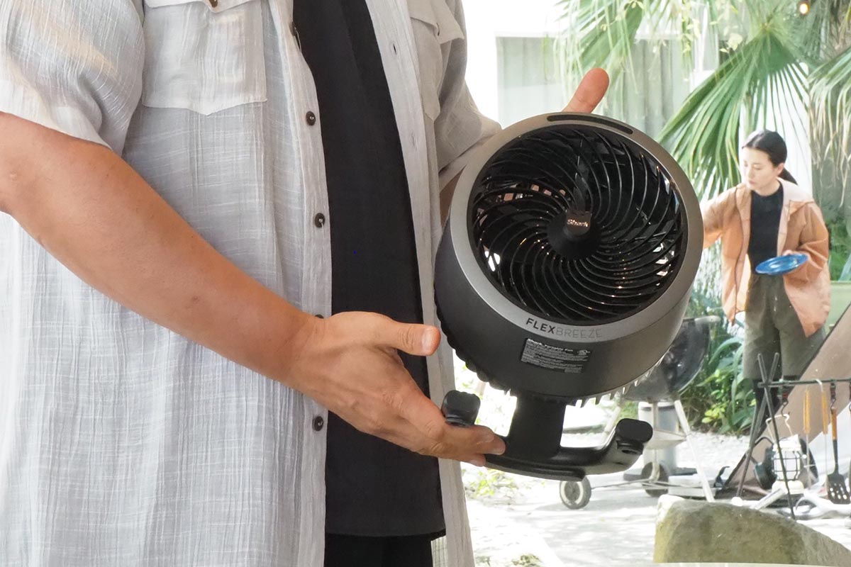 Shark FlexBreeze HydroGo