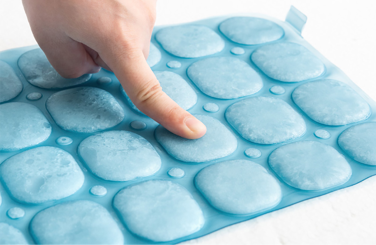 24マスの独立構造で背中にしっかりフィットする