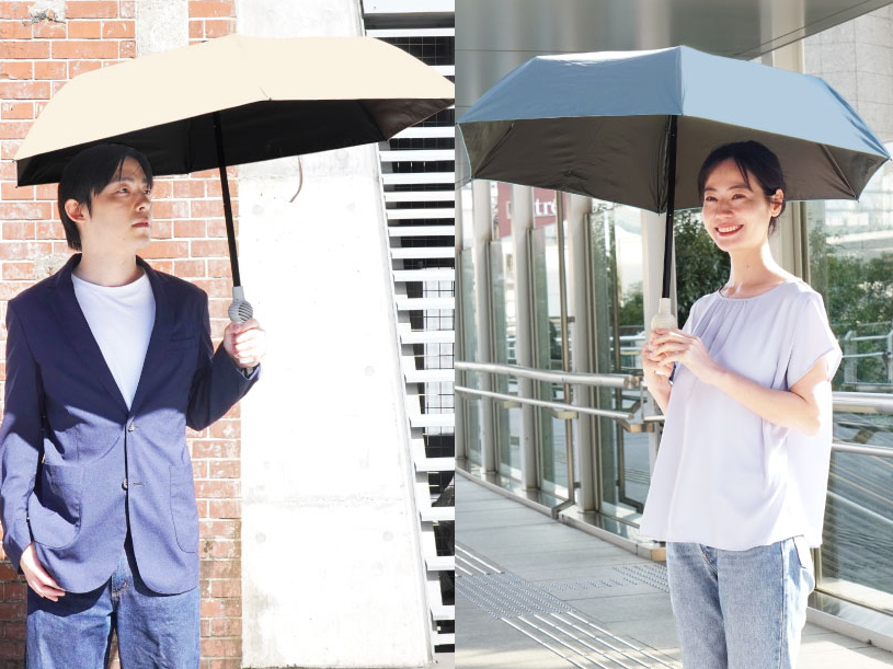 カラーは、オフホワイトとクラシックブルーの2色