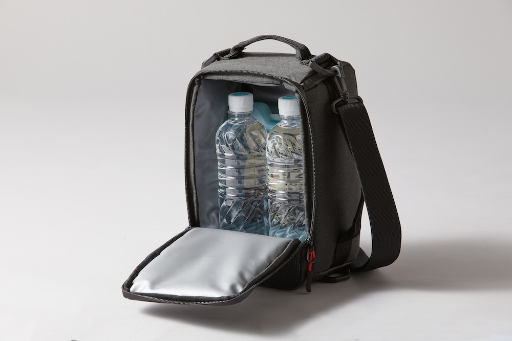 ペットボトル飲料を入れる際には縦向きで使える