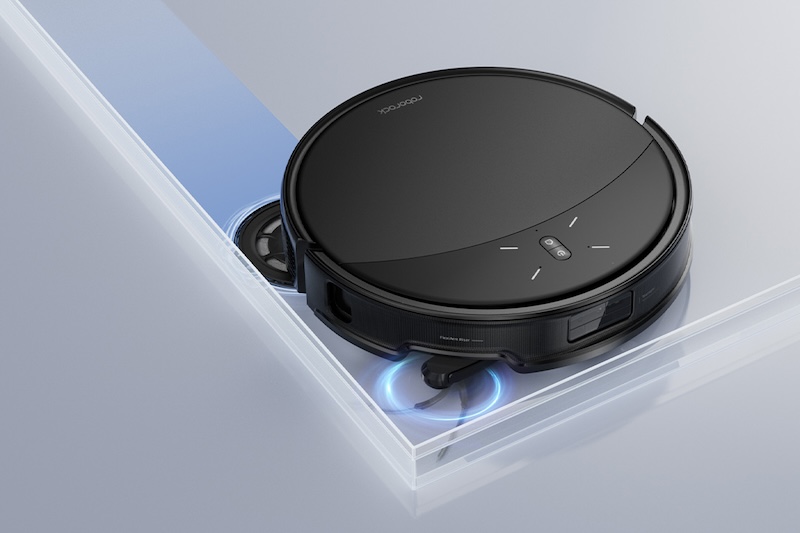 サイドブラシが自動で伸縮し、壁際のゴミをしっかりとかき出す