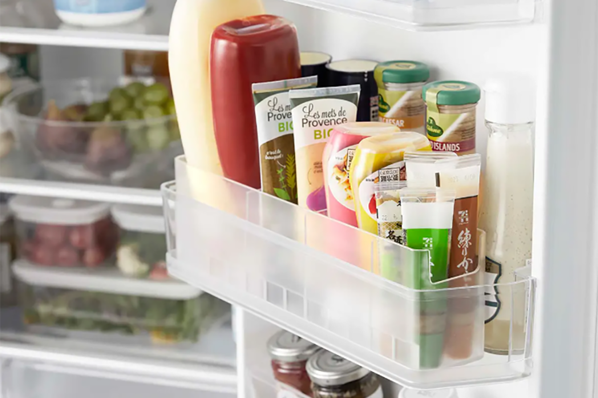 冷蔵庫の中をすっきり見せてくれる便利な収納グッズを紹介する
