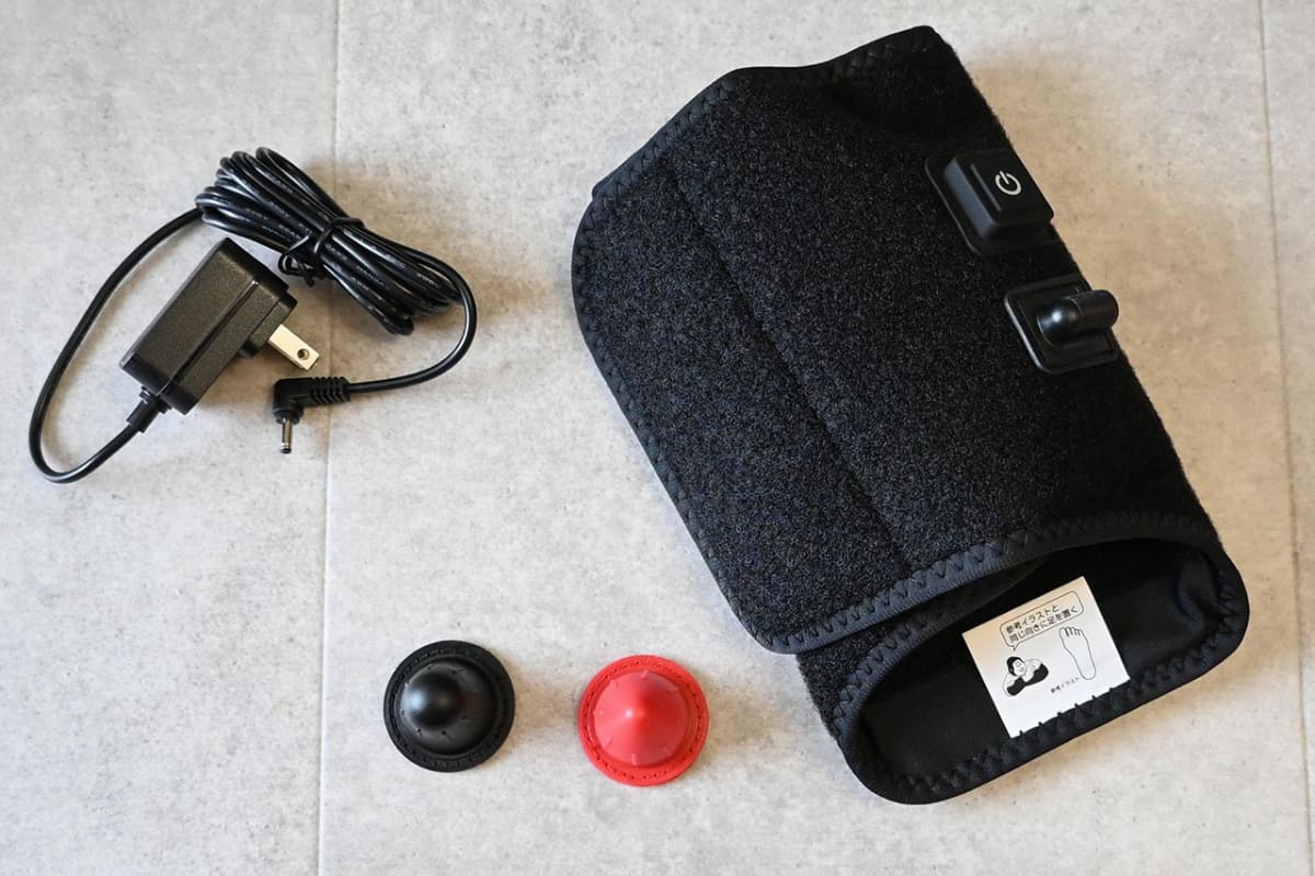 「スーパーゴリラのひとつき」一式。赤色のスーパーひとつきパーツが異彩を放っている