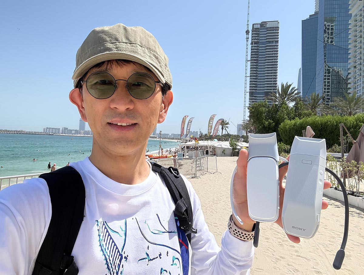 REON POCKET PRO(右)と、REON POCKET 5(左)をドバイに持ち出して性能を比較しました