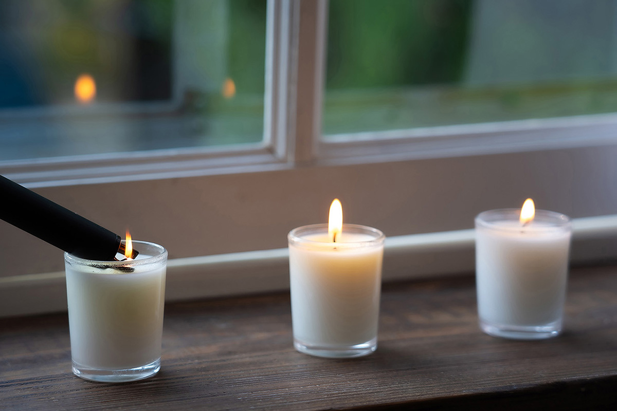 風の影響を受けにくいため、屋外や窓際などでも着火しやすい