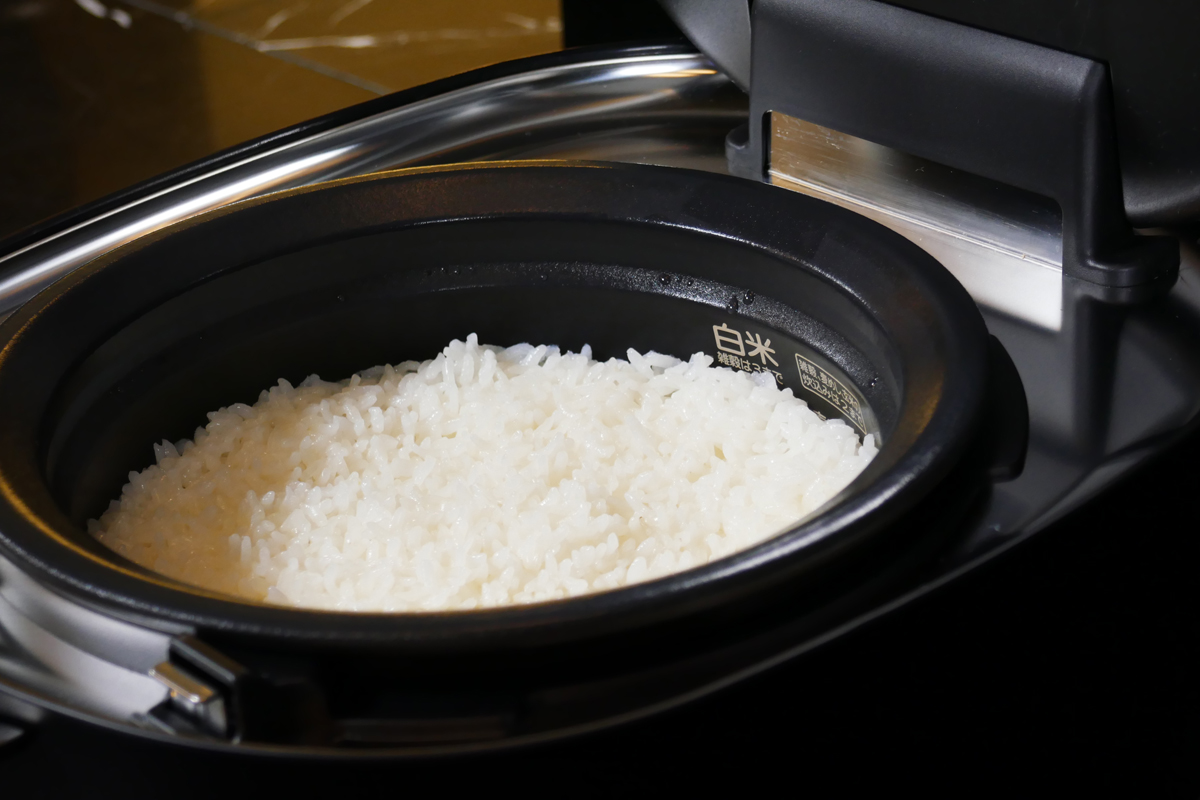 さらに進化した「土鍋ご泡火炊き」シリーズのフラッグシップモデル