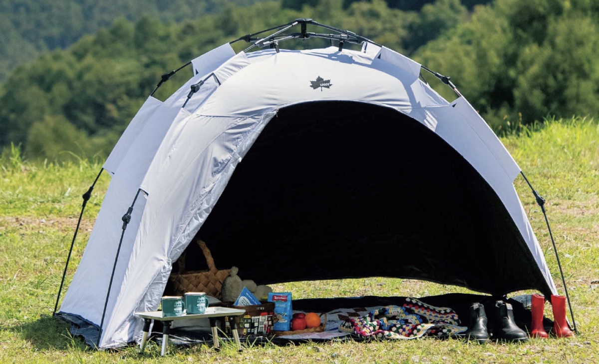 テントにも使われる独自技術「ソーラーブロック加工」を傘生地に採用