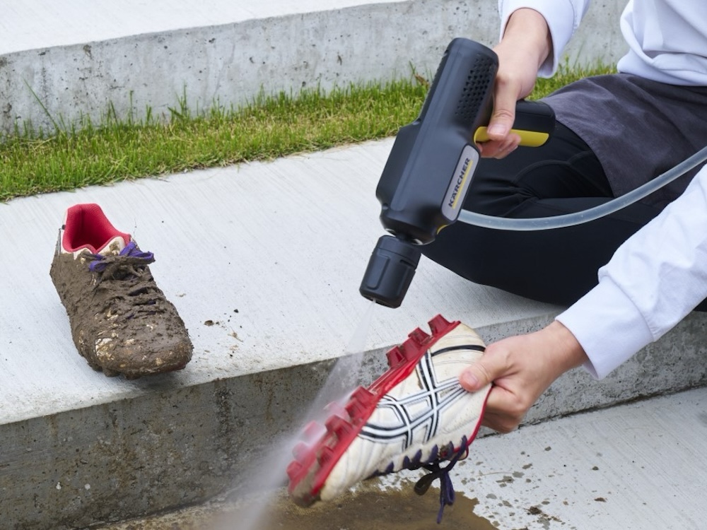 泥だらけのシューズを洗うのにも適している