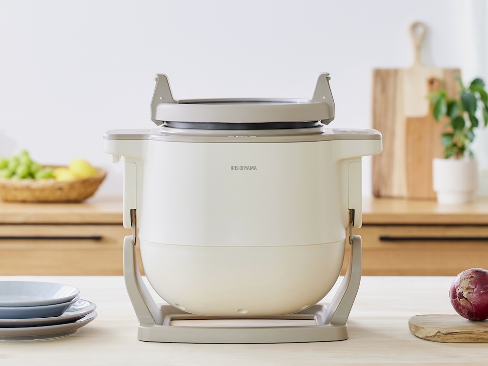 新色の「アイボリー」