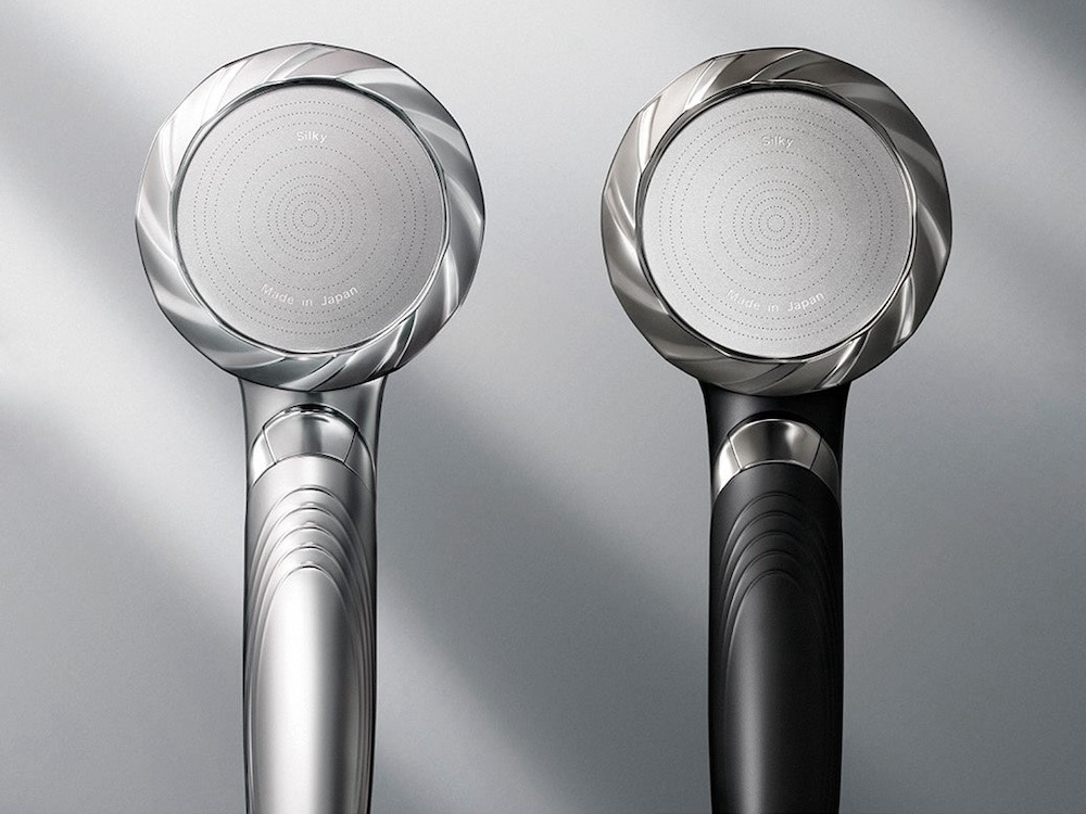 本体カラーは、シルバーとブラックの2色