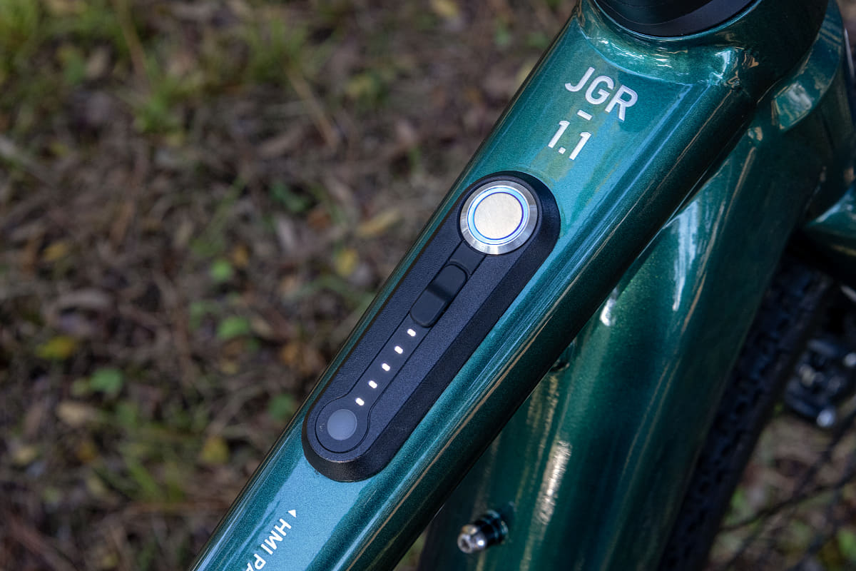 バッテリー切れが気になるようなライドでは、帰りのことも考えて途中でアシストをオフにすることもあるが、それはe-bike本来の使い方ではない。欲しいときに欲しいだけのアシストがあるのがe-bikeだ