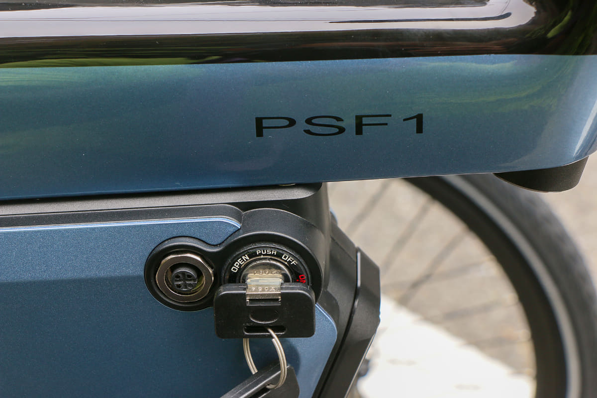 走行中にキーを挿しておく必要がある「PSF1」