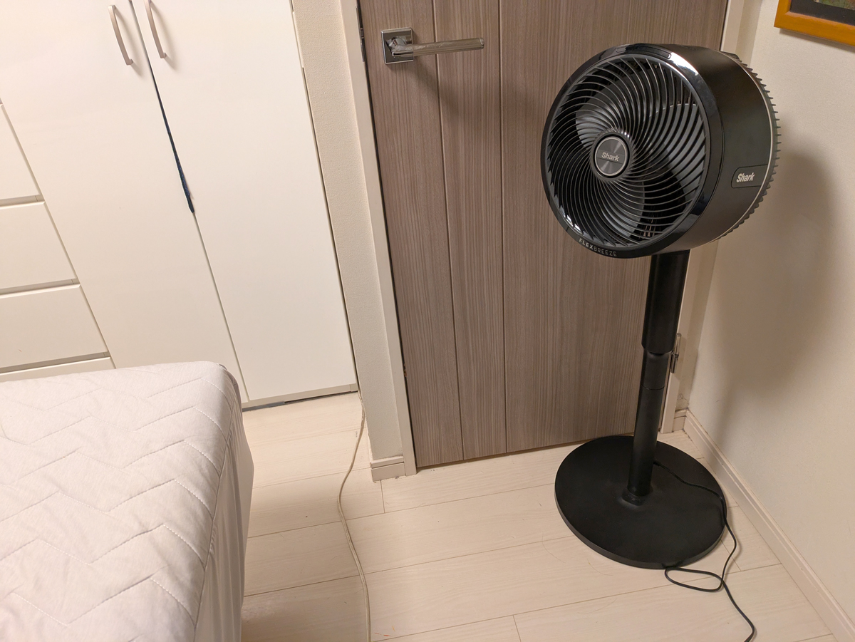 音が静かなので、就寝中に使うのにピッタリ。エアコンと組み合わせて使っています