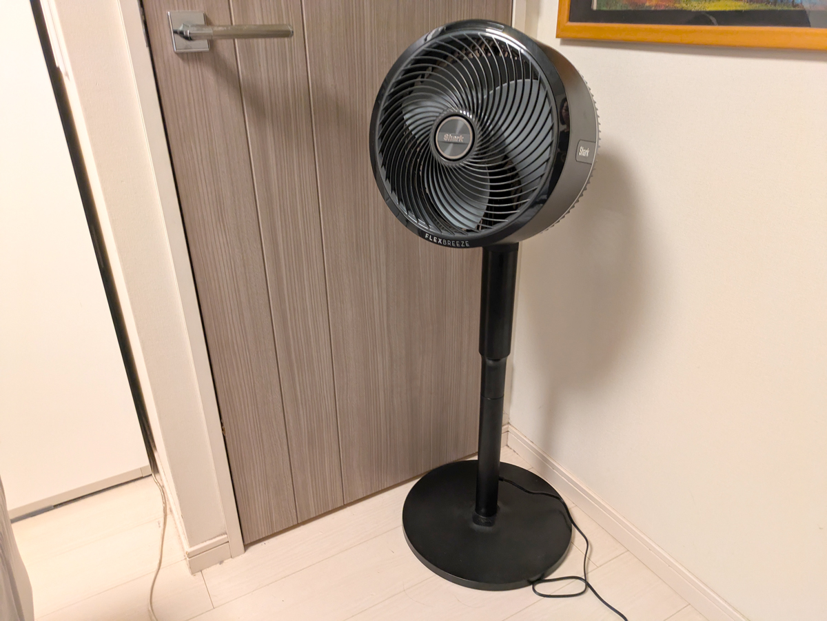 室内はもちろん、屋外でも使える「Shark FlexBreeze コードレスサーキュレーターファン FA222J」