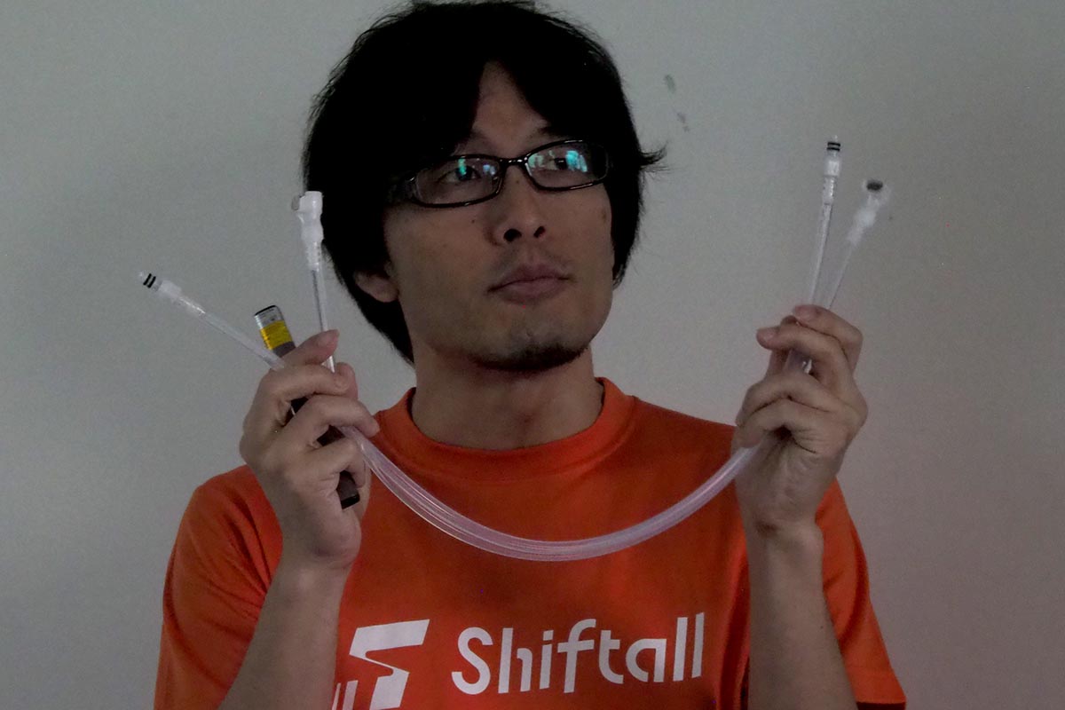 延長パイプで様々な装着スタイルに対応可能。ウェアをDIYすることで自由度が広がる