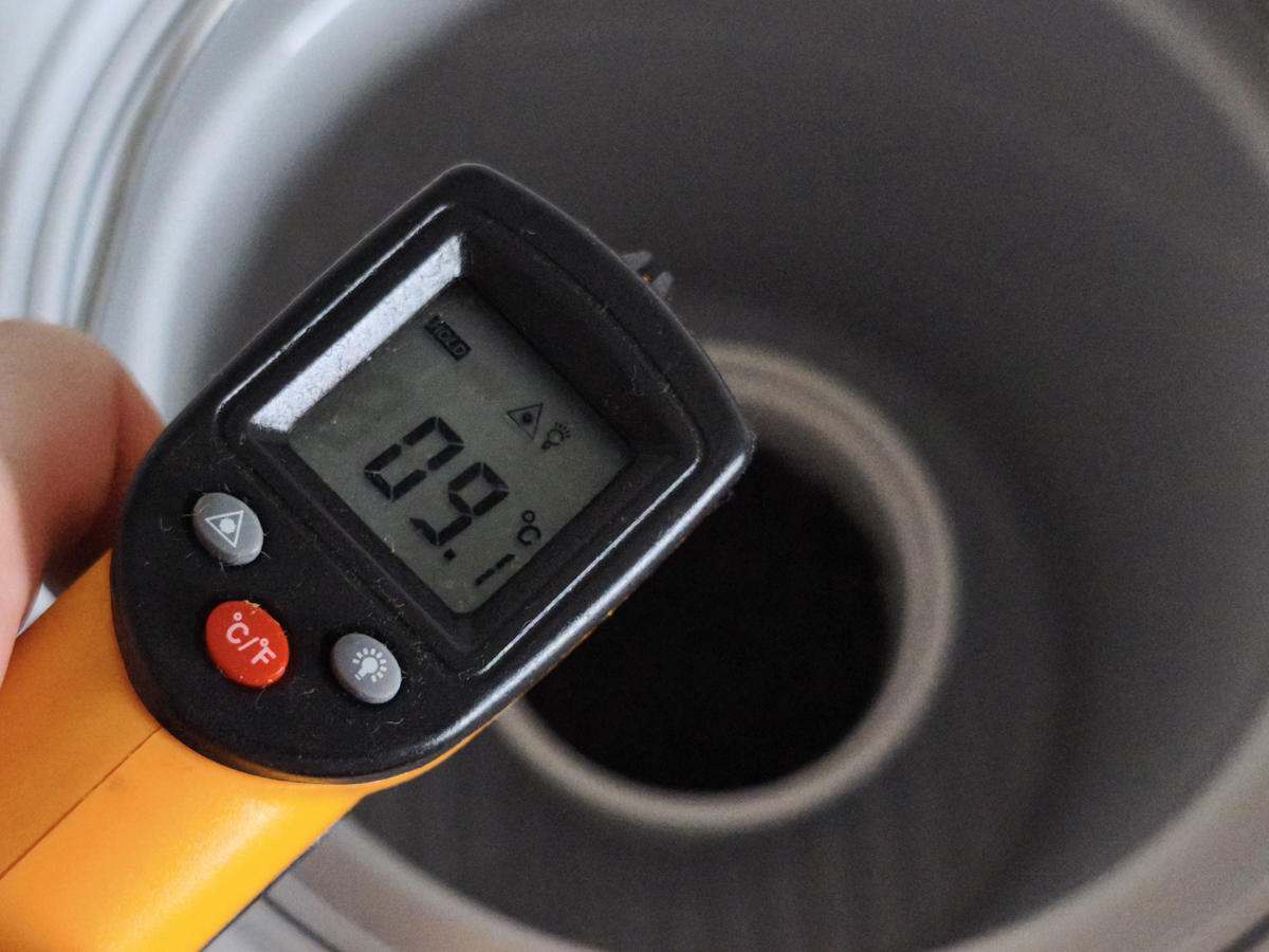 1時間ほど経過したところ、約9℃まで下がりました