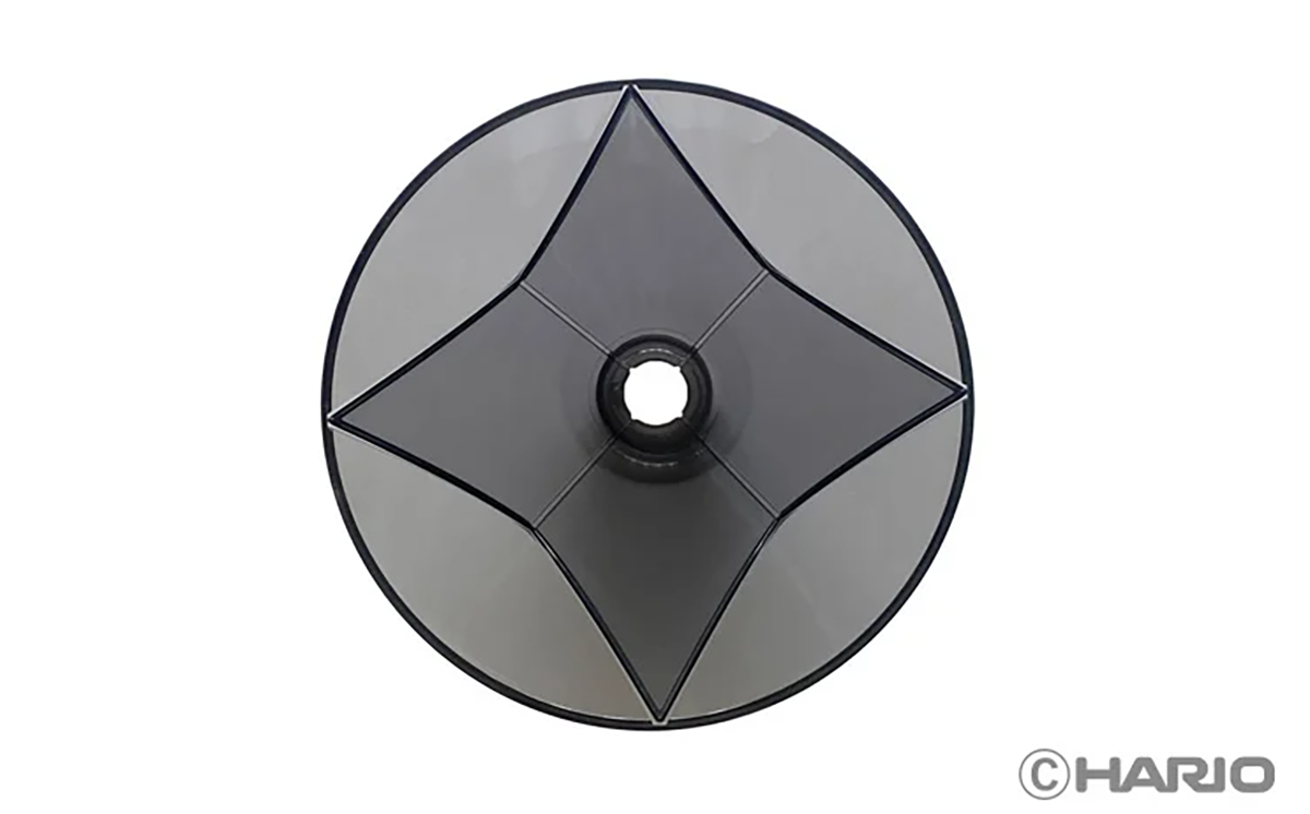 ドリッパーの内側に設けられた星形の溝が、注湯速度を安定させる