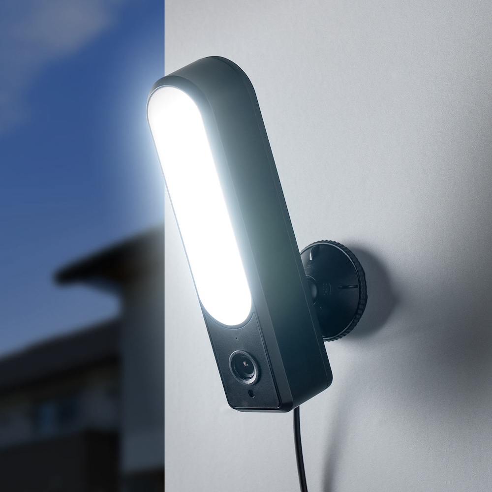 サンワサプライのLEDライト付き防犯カメラ「400-SSA011」