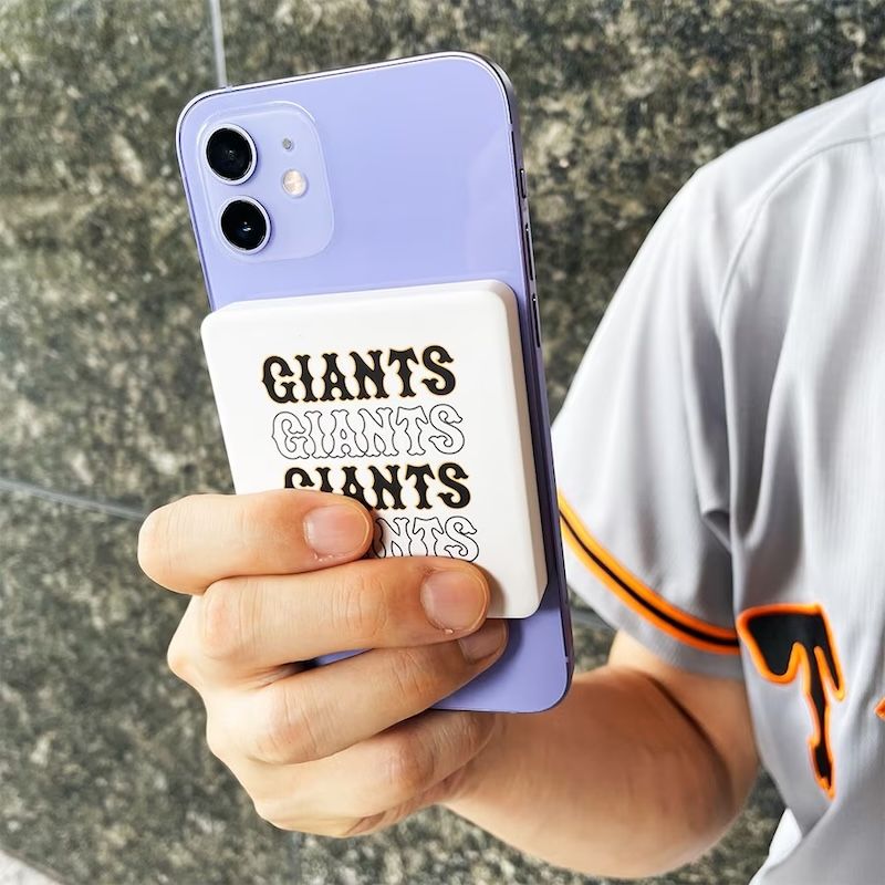 「マグネット式ワイヤレスモバイルバッテリー」(4,950円)